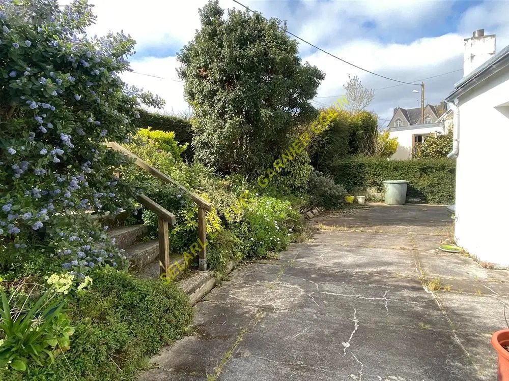 Immeuble de rapport a vendre Audierne 29770 Finistère 29 210 m2 258875 euros 29021-2070 016