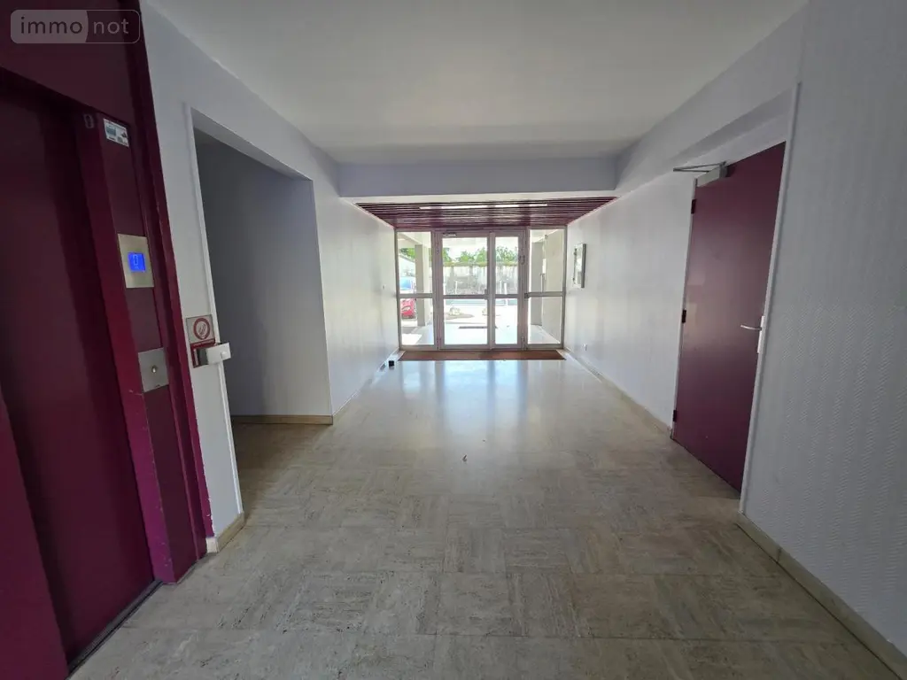 Appartement a vendre Vierzon 18100 Cher 18 77 m2 3 pièces 80400 euros 18058-122 009