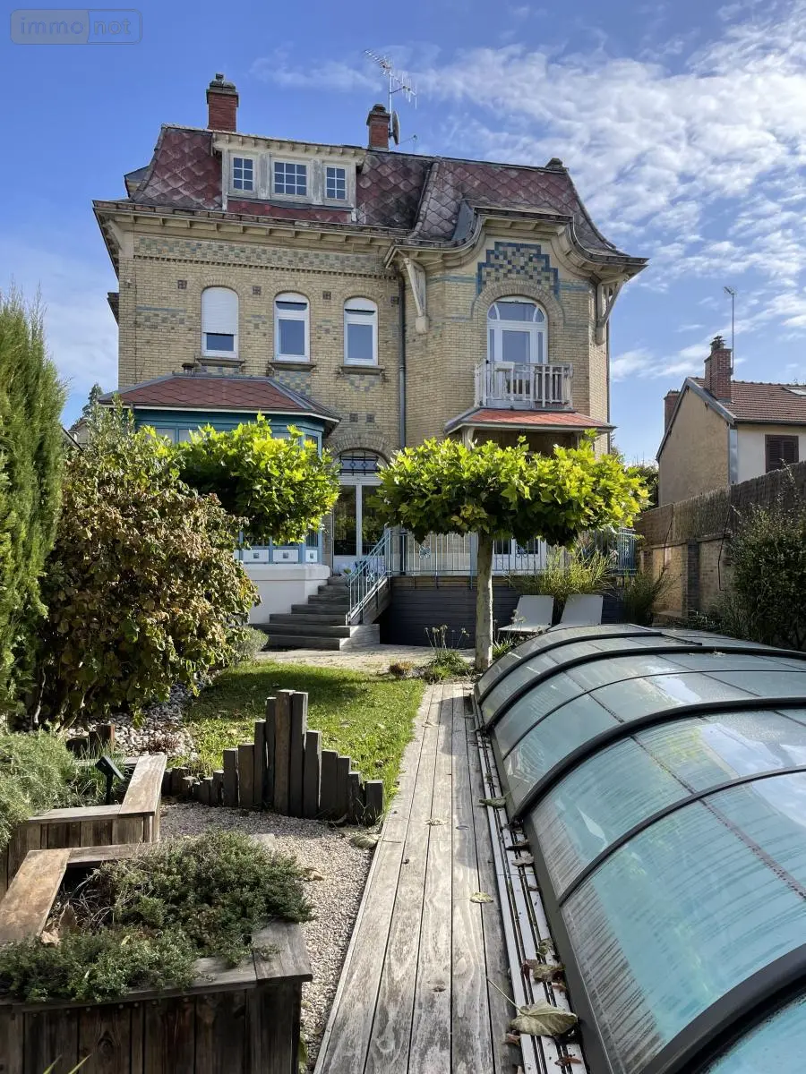 Maison a vendre Châlons-en-Champagne 51000 Marne 51 325 m2 10 pièces 598500 euros 51084-1223 003
