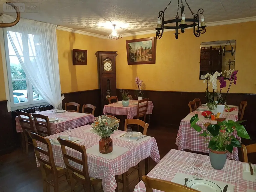Fonds et murs commerciaux a vendre Val d'Oust 56460 Morbihan 56 350 m2 228580 euros 56050-501 009