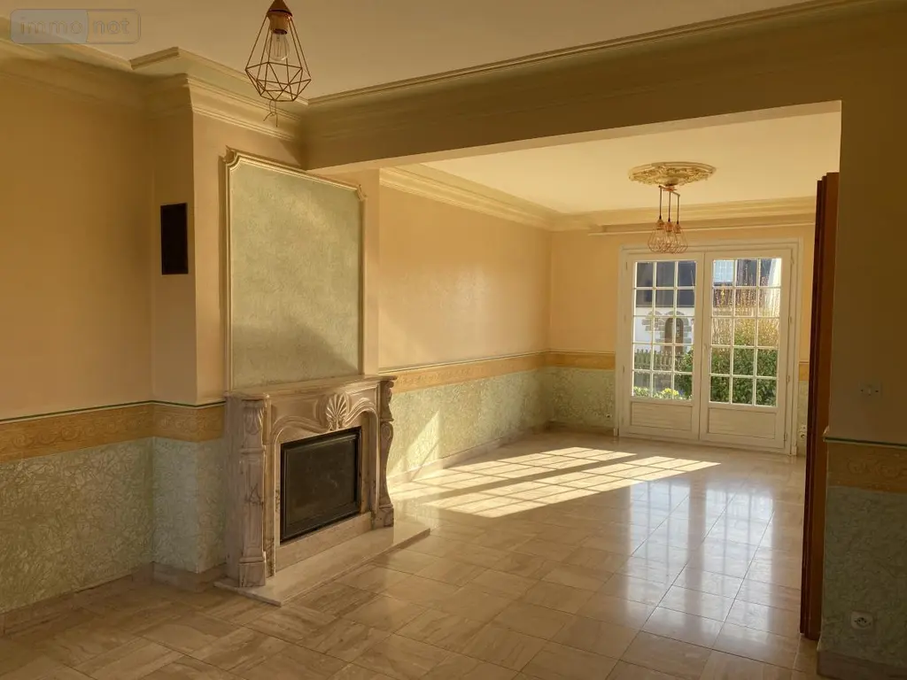 Maison a vendre Ploëzal 22260 Côtes-d'Armor 22 115 m2 273000 euros 22079-851 002