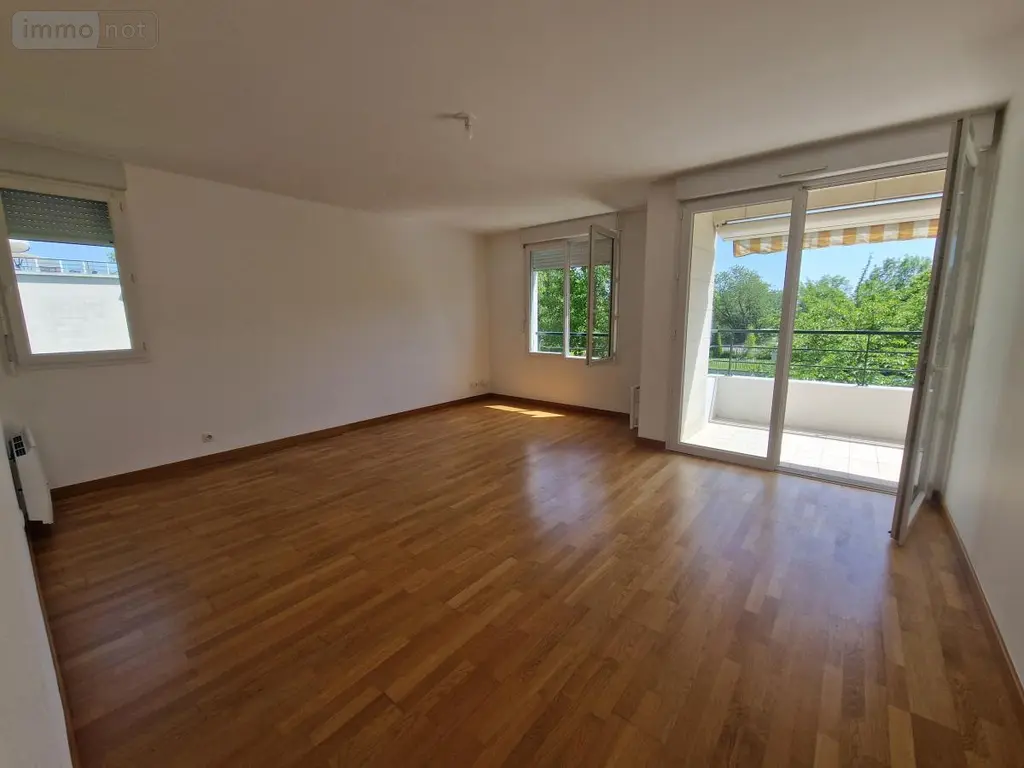 Appartement a vendre Saint-Cyr-sur-Loire 37540 Indre-et-Loire 37 70 m2 3 pièces 289044 euros 37009-2676 002