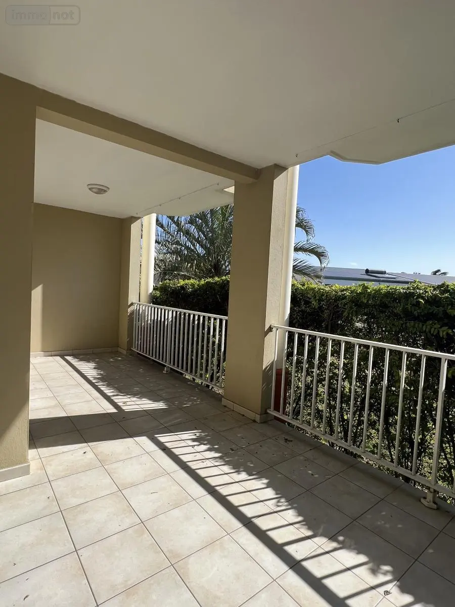 Appartement a vendre Saint-Pierre 97410 La Réunion 974 65 m2 3 pièces 290250 euros 97411-333 006