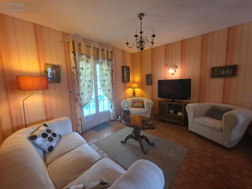 Maison a vendre Vierzon 18100 Cher 18 165 m2 6 pièces 192960 euros 18058-101 005