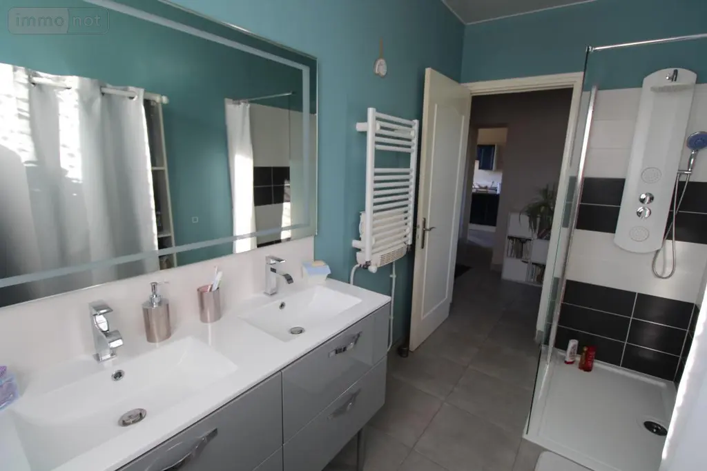 Maison a vendre Saintes 17100 Charente-Maritime 17 135 m2 6 pièces 344000 euros 17111-631 015