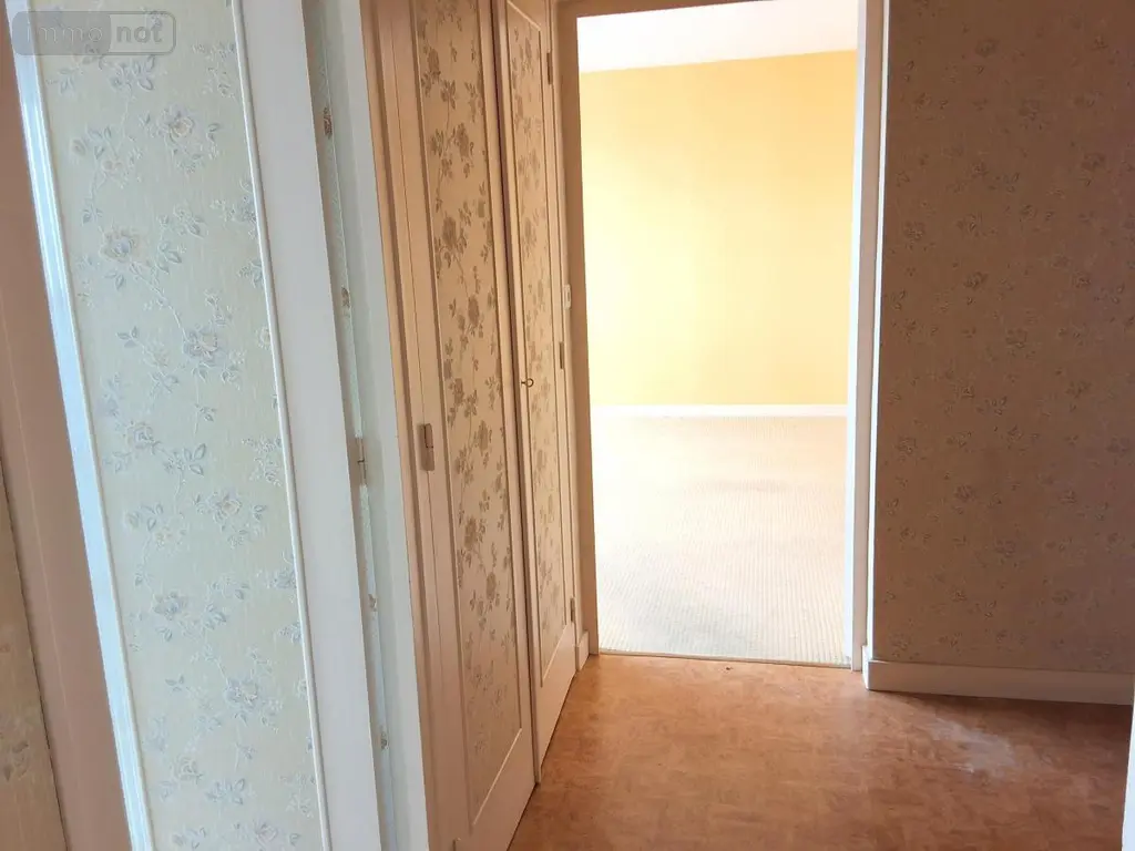 Appartement a vendre Angers 49000 Maine-et-Loire 49 49 m2 2 pièces 141750 euros 49004-1613 010