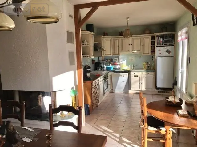 Maison a vendre Poillé-sur-Vègre 72350 Sarthe 72 110 m2 5 pièces 157500 euros 72068-2225 004