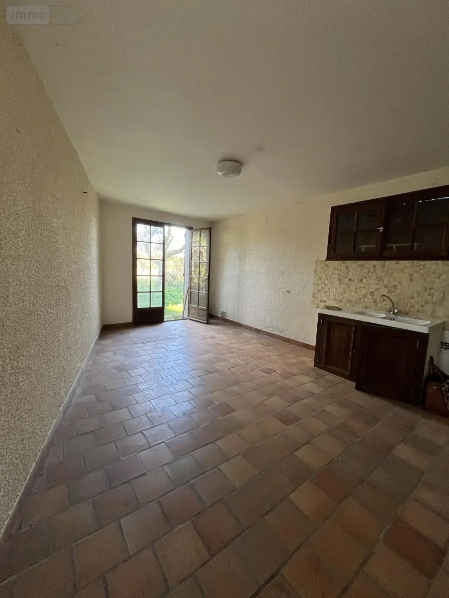 Maison a vendre La Tour-Saint-Gelin 37120 Indre-et-Loire 37 68 m2 4 pièces 16600 euros 37060-2388 003