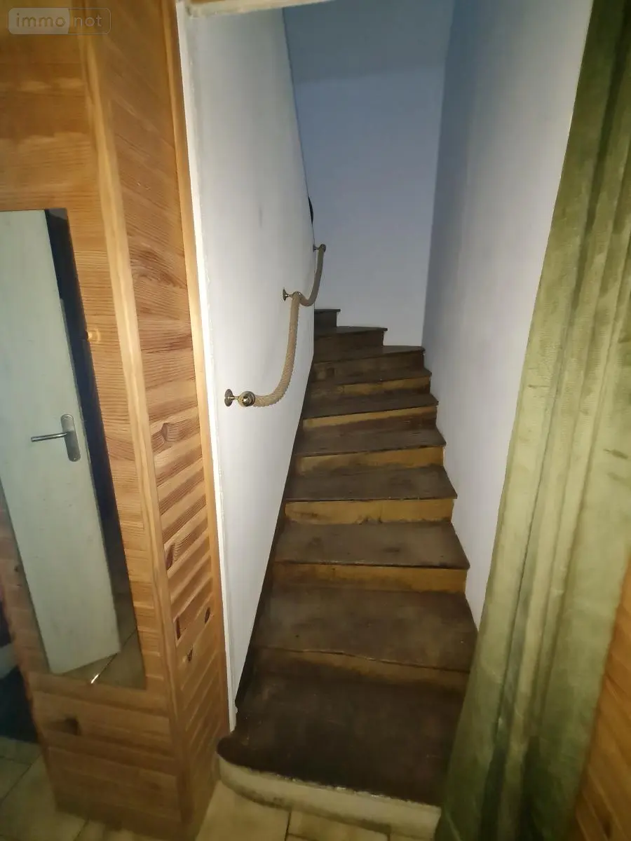 Immeuble de rapport a vendre Montoire-sur-le-Loir 41800 Loir-et-Cher 41 100 m2 99800 euros 41059-940 014
