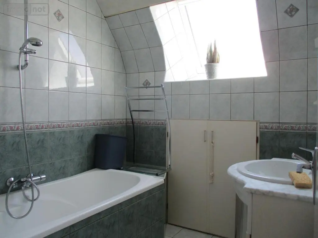 Maison a vendre Carhaix-Plouguer 29270 Finistère 29 140 m2 6 pièces 231000 euros 29064-2845 009
