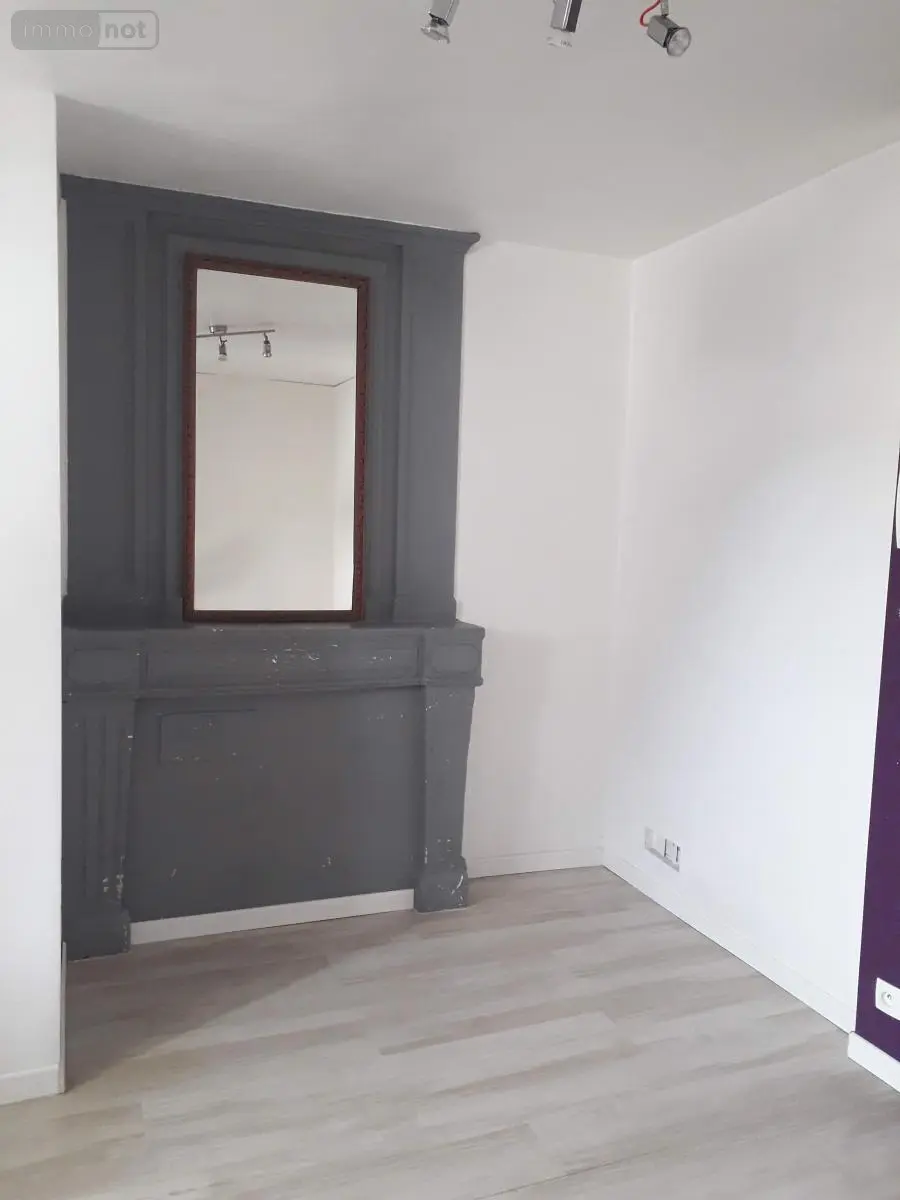 Location appartement Nantes 44000 Loire-Atlantique 44 15 m2 1 pièce 412 euros 44028-L188 005
