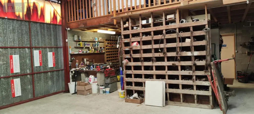 Garage et parking a vendre Saint-Paterne-Racan 37370 Indre-et-Loire 37 163 m2 132500 euros 37042-3 003