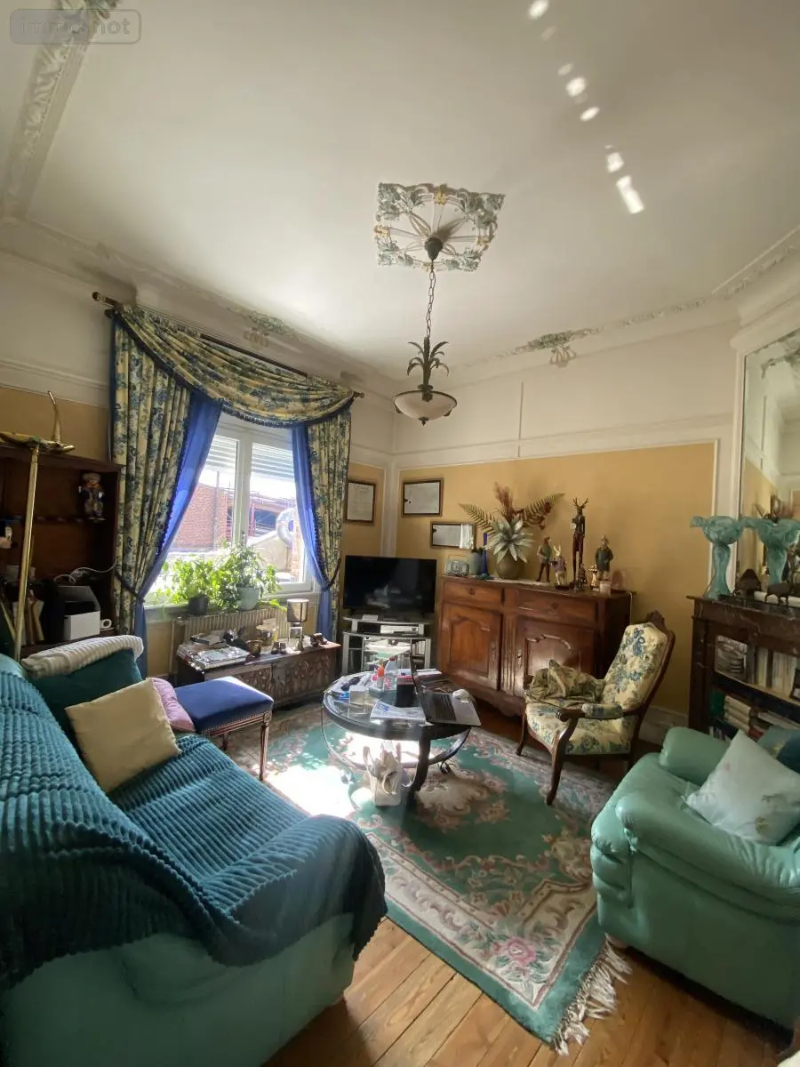 Immeuble de rapport a vendre Cambrai 59400 Nord 59 151 m2 324880 euros 59079-1767 002