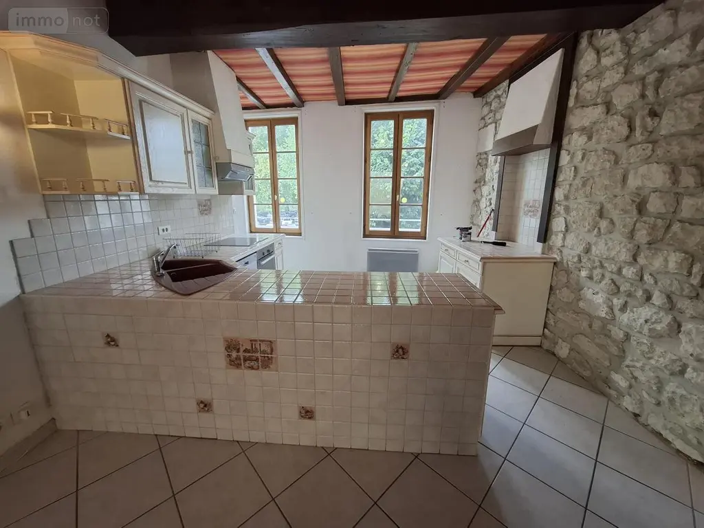 Appartement a vendre Saintes 17100 Charente-Maritime 17 96 m2 4 pièces 178364 euros 17111-753 005