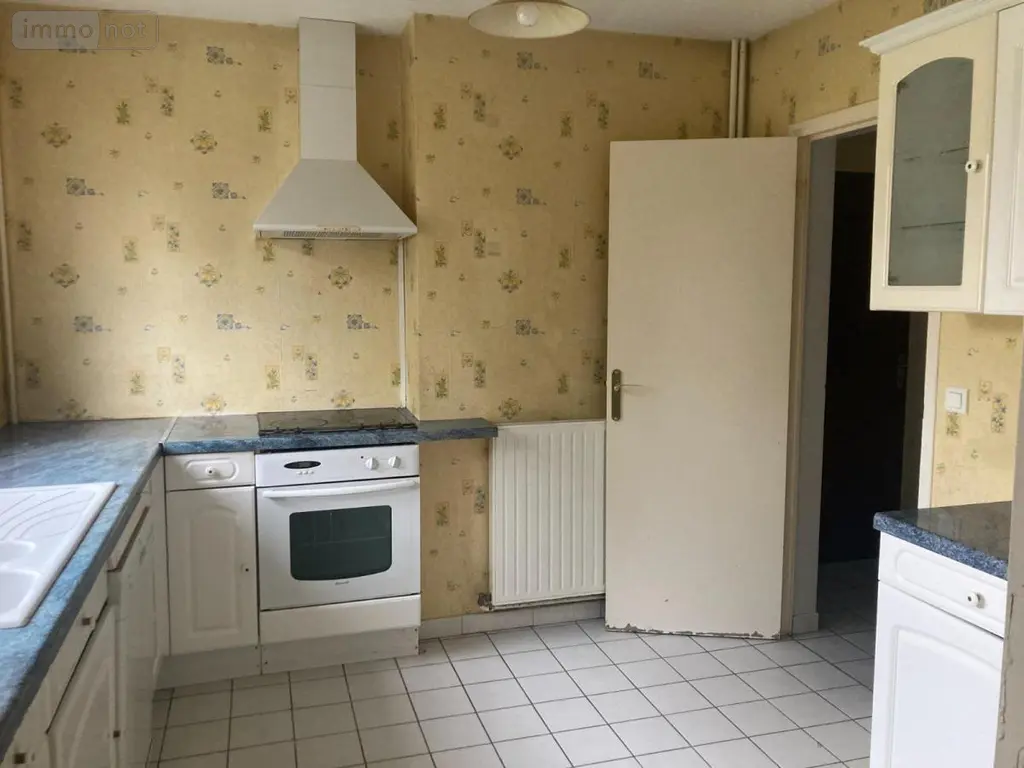 Appartement a vendre Elbeuf 76500 Seine-Maritime 76 82 m2 3 pièces 65000 euros 76025-156 007
