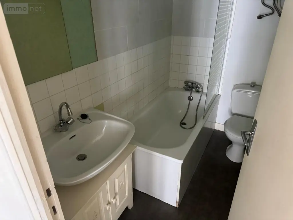 Location appartement Cherbourg-en-Cotentin 50100 Manche 50 33 m2 1 pièce 480 euros 50040-L362 006