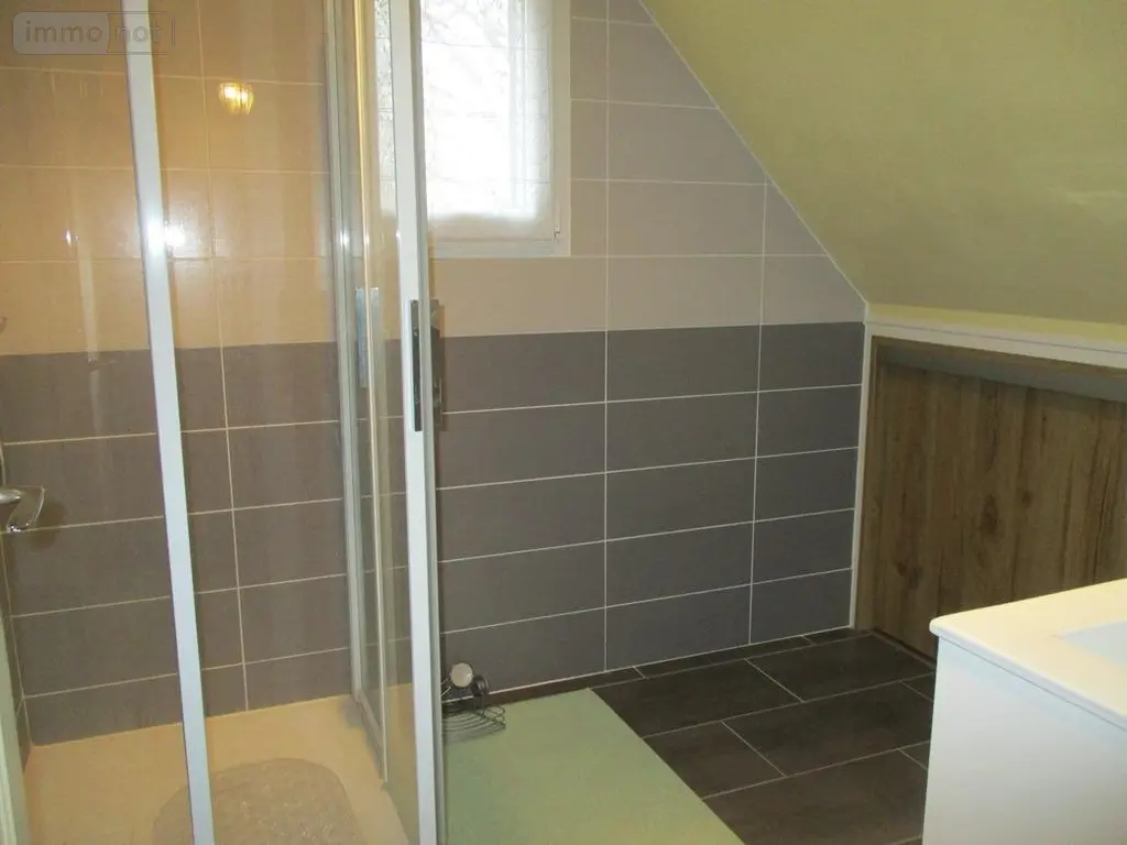 Maison a vendre Landeleau 29530 Finistère 29 193 m2 8 pièces 249900 euros 29064-2776 009