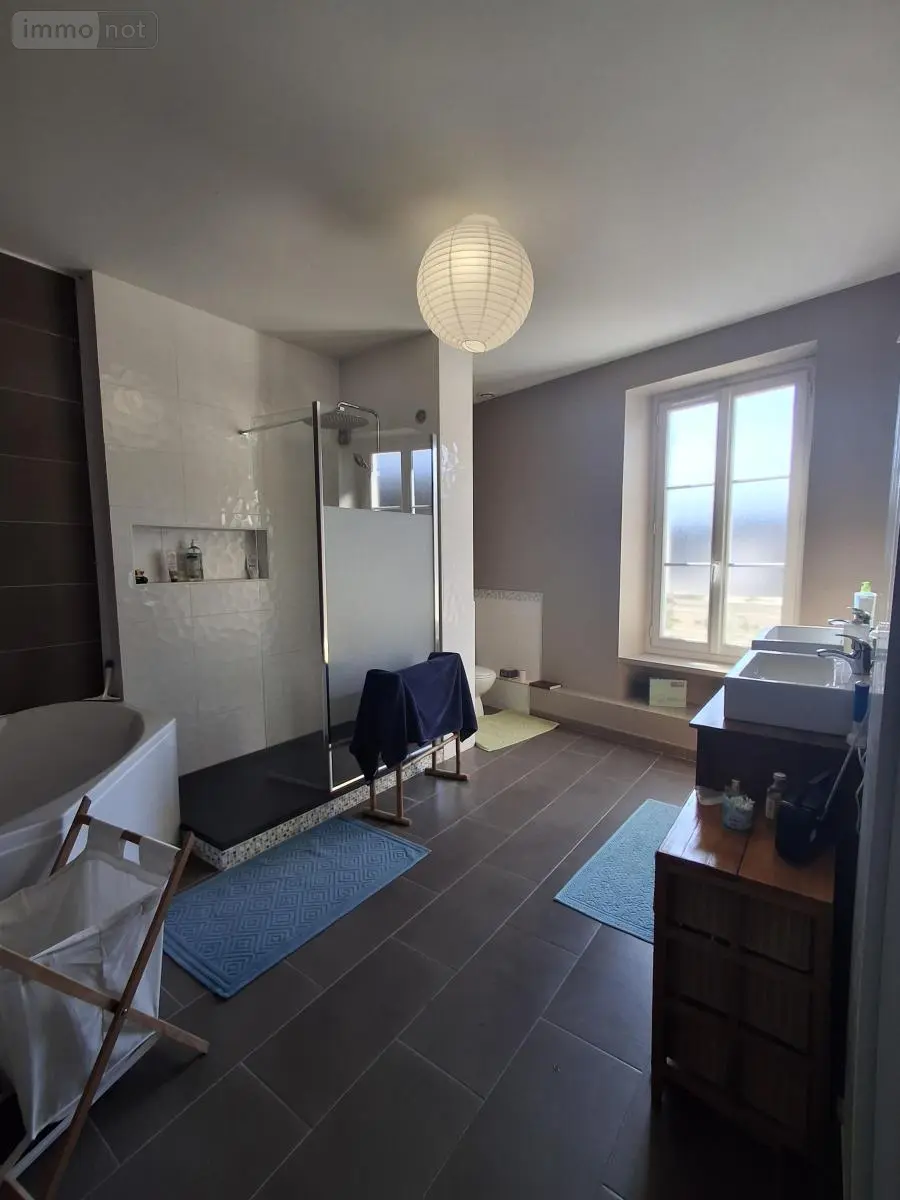 Maison a vendre La Flèche 72200 Sarthe 72 300 m2 10 pièces 322400 euros 72042-504 018