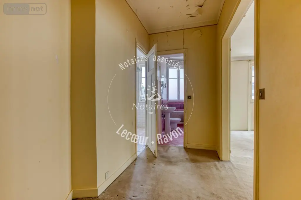 Appartement a vendre Paris 18e Arrondissement 75018 Paris 75 61 m2 3 pièces 540000 euros 92076-149 007