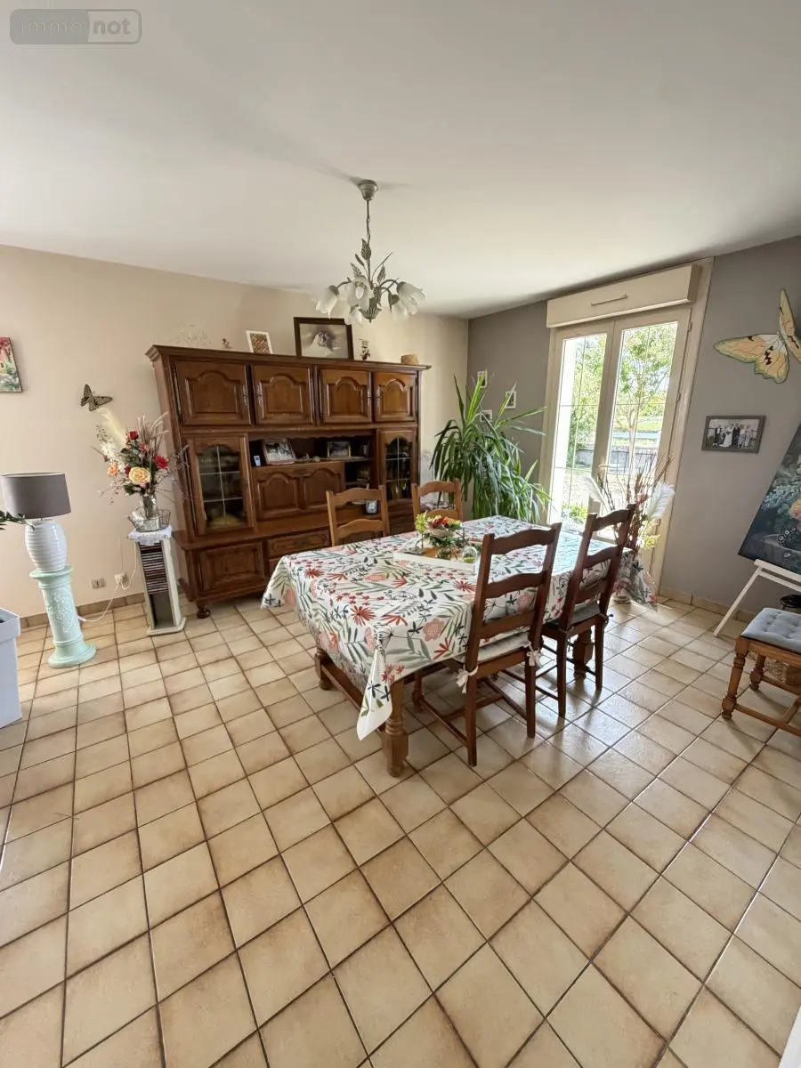 Maison a vendre Coron 49690 Maine-et-Loire 49 142 m2 8 pièces 230700 euros 49055-111 005