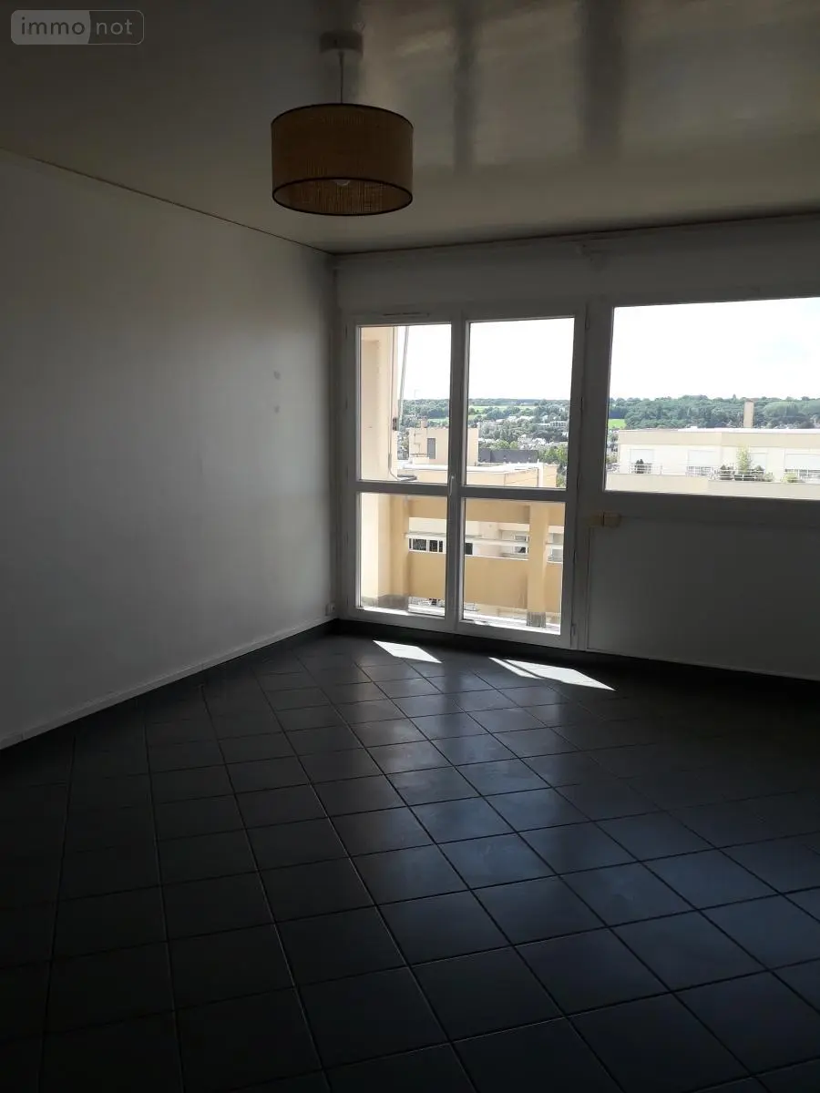Location appartement Laval 53000 Mayenne 53 73 m2 3 pièces 740 euros 53006-L311 007
