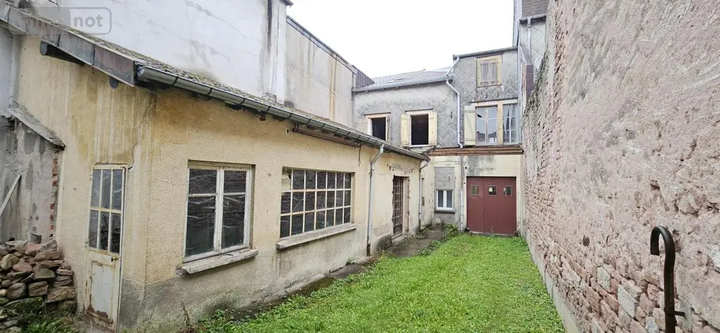 Immeuble de rapport a vendre Bruyères 88600 Vosges 88 200 m2 89000 euros 88061-877 010
