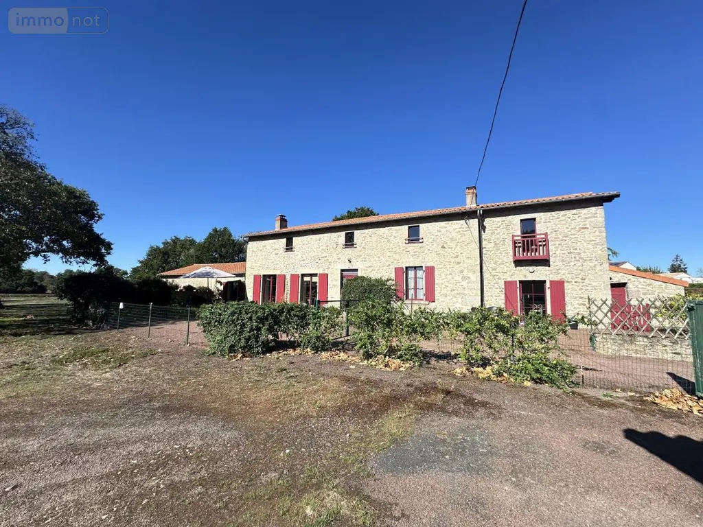 Maison a vendre Saint-Hilaire-de-Loulay 85600 Vendée 85 288 m2 568000 euros 85020-1541 002