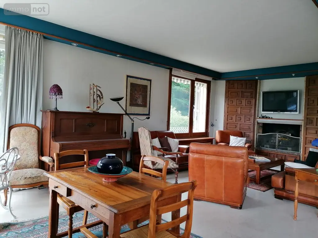Maison a vendre Descartes 37160 Indre-et-Loire 37 414 m2 21 pièces 367500 euros 37082-299 005