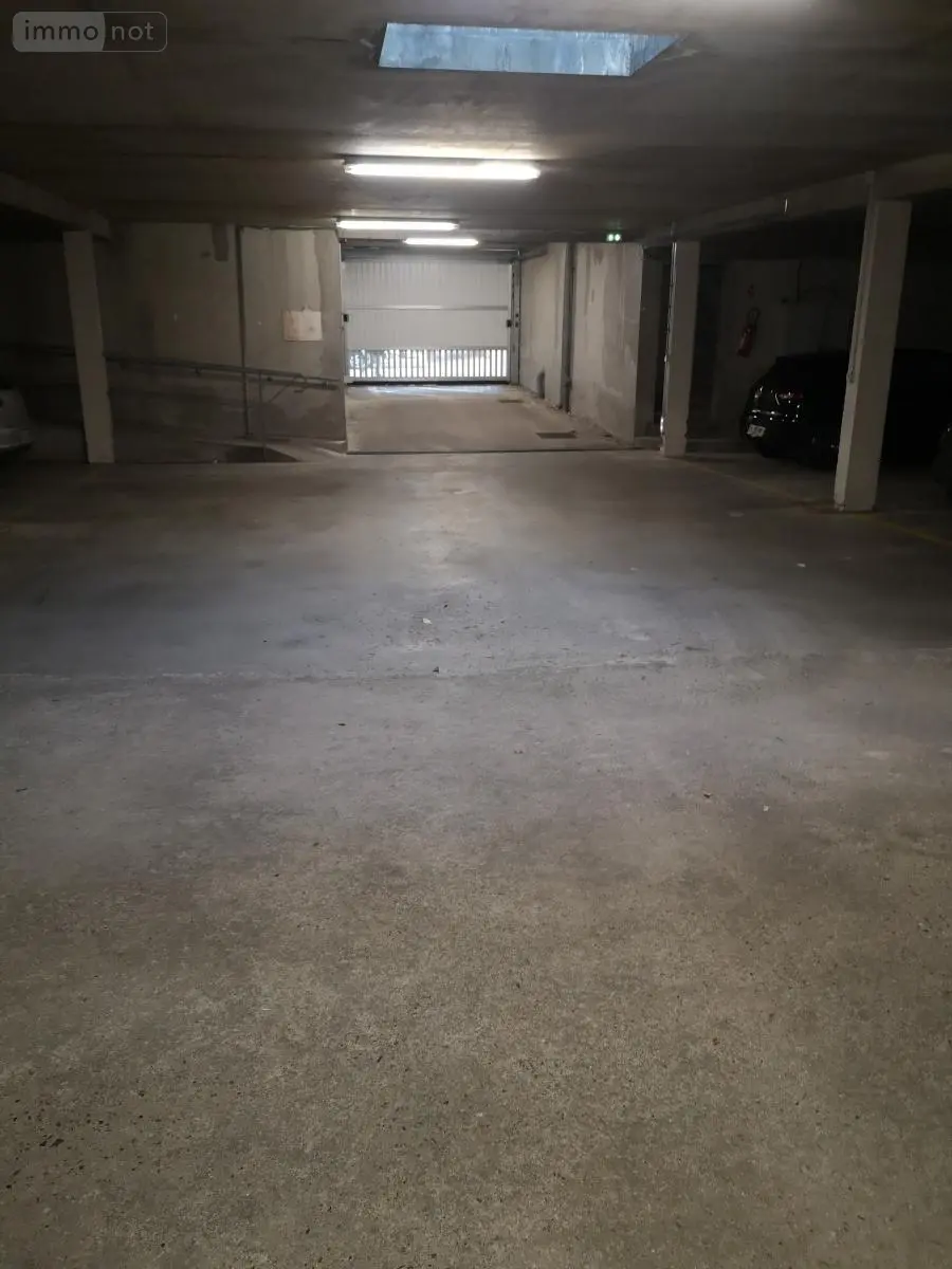 Garage et parking a vendre Cambrai 59400 Nord 59 10 m2 22200 euros 59084-1820 002