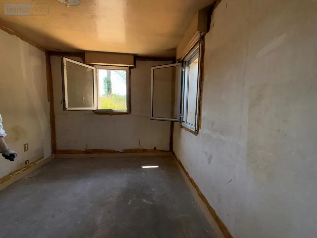 Maison a vendre Epiniac 35120 Ille-et-Vilaine 35 186 m2 6 pièces 173520 euros 35130-3839 017
