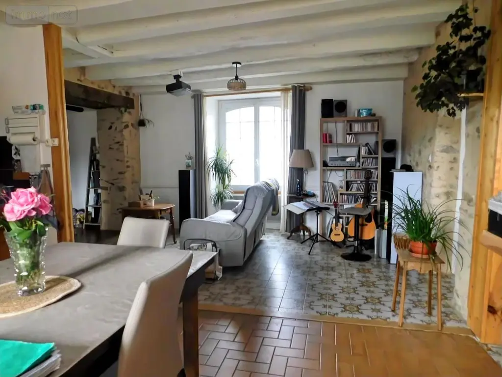Maison a vendre Saint-Denis-d'Anjou 53290 Mayenne 53 126 m2 6 pièces 144330 euros 49096-1408 002