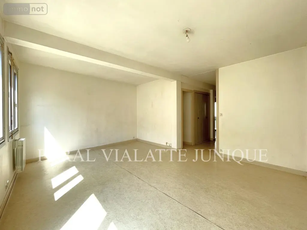 Appartement a vendre Ambérieu-en-Bugey 01500 Ain 01 89 m2 5 pièces 188000 euros 01031-1293 003