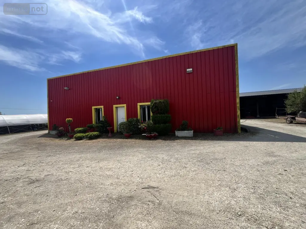 Fonds et murs commerciaux a vendre Avon-les-Roches 37220 Indre-et-Loire 37 800 m2 2 pièces 125080 euros 37060-2385 001