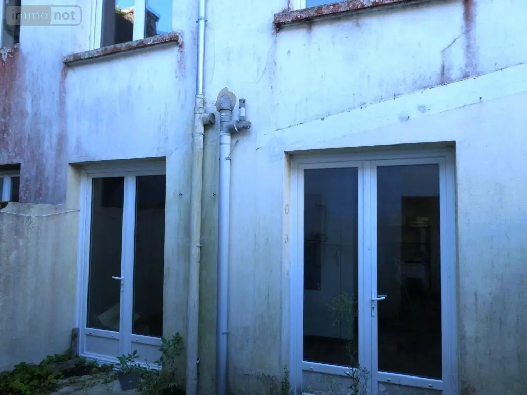 Immeuble de rapport a vendre Ploërdut 56160 Morbihan 56 230 m2 90080 euros 56075-2350 008