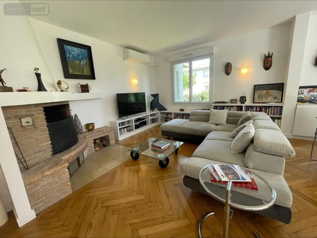 Appartement a vendre Bourg-en-Bresse 01000 Ain 01 138 m2 4 pièces 460000 euros 01083-1970 002