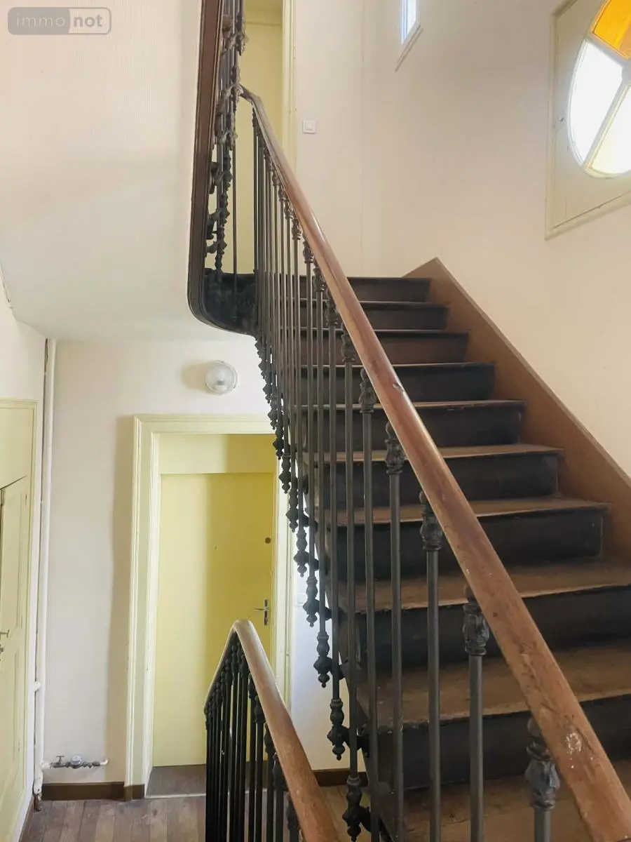 Appartement a vendre Saumur 49400 Maine-et-Loire 49 42 m2 2 pièces 79500 euros 49075-780 005