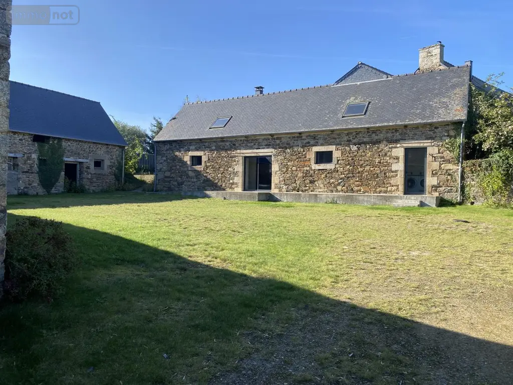 Maison a vendre Ploëzal 22260 Côtes-d'Armor 22 304 m2 714000 euros 22079-842 012