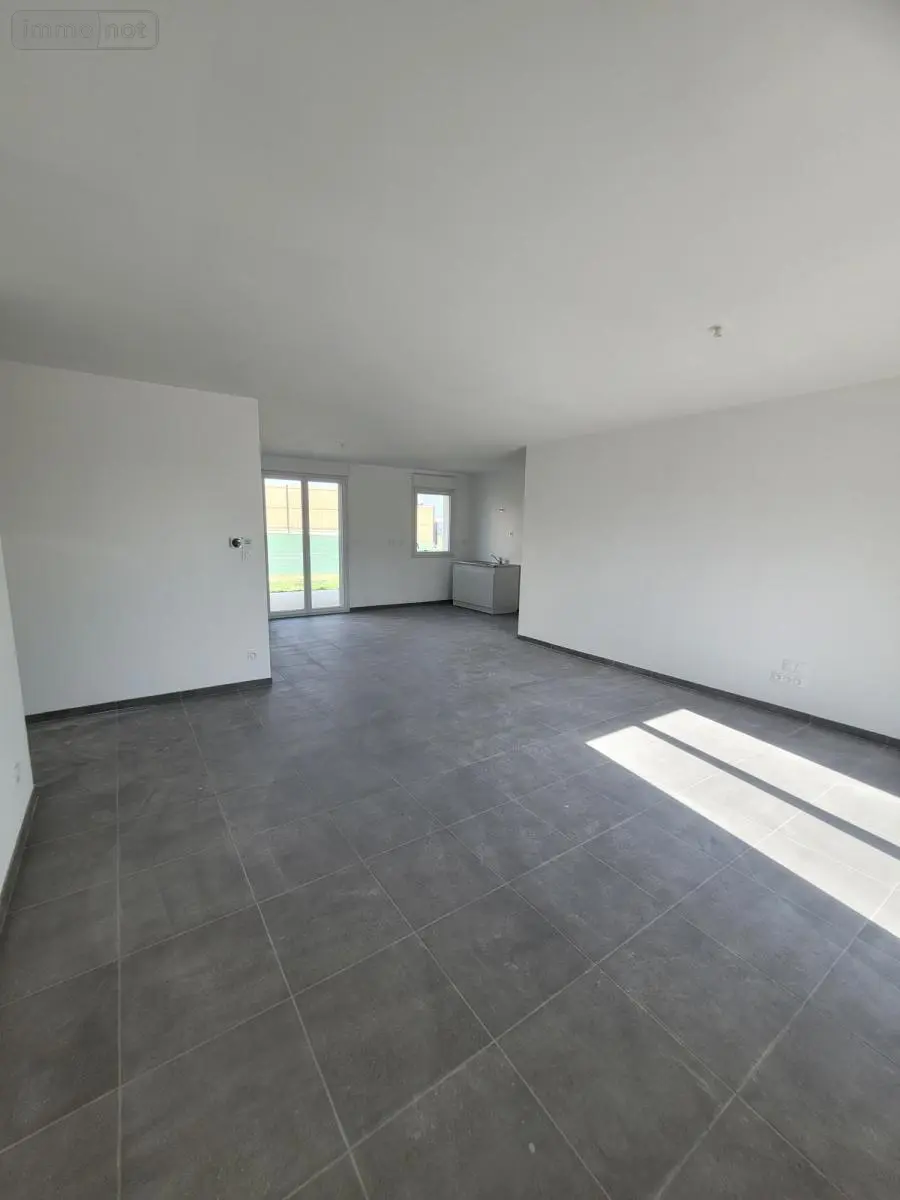 Location maison Le Vaudreuil 27100 Eure 27 83 m2 1180 euros 27063-L314 001