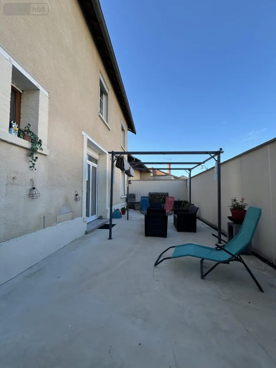 Location maison Nogent-l'Abbesse 51420 Marne 51 118 m2 5 pièces 1210 euros 51066-L714 012