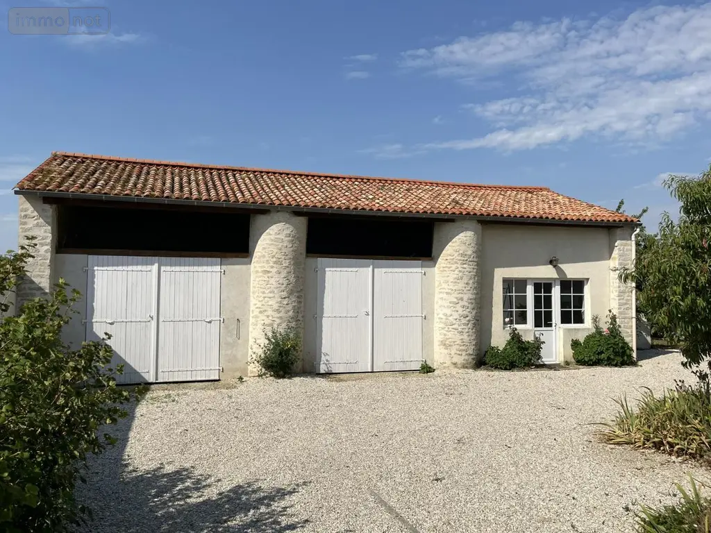 Maison a vendre Vouillé-les-Marais 85450 Vendée 85 145 m2 6 pièces 285350 euros 85088-2329 013
