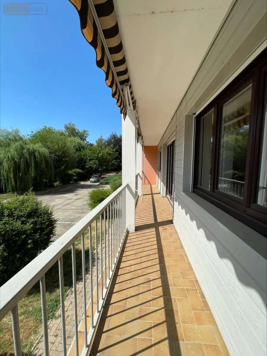 Appartement a vendre Bourg-en-Bresse 01000 Ain 01 95 m2 4 pièces 165000 euros 01083-1993 004