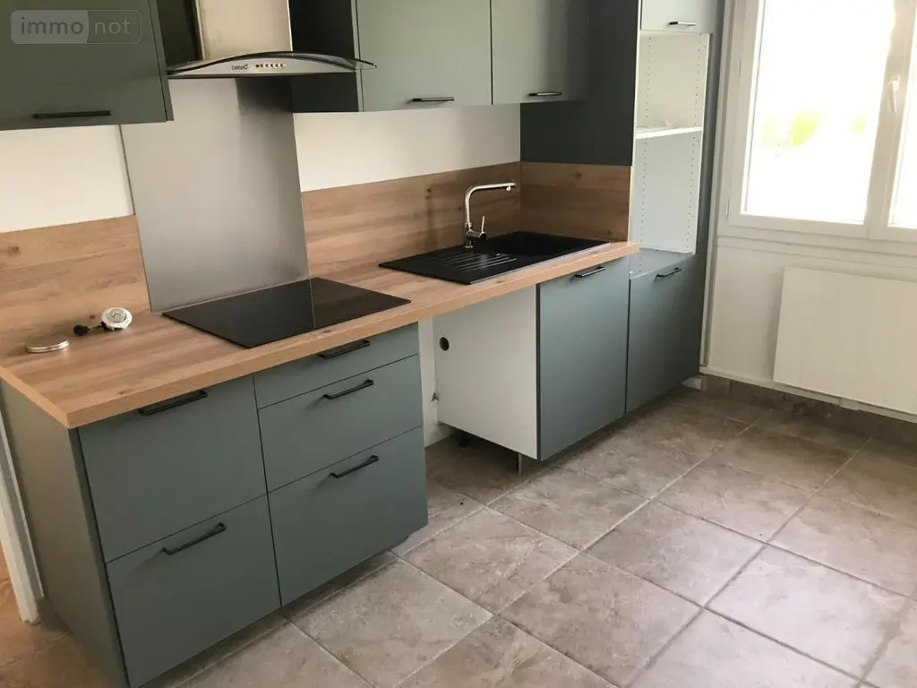 Location maison Pont-de-l'Arche 27340 Eure 27 114 m2 5 pièces 1300 euros 27063-L321 004