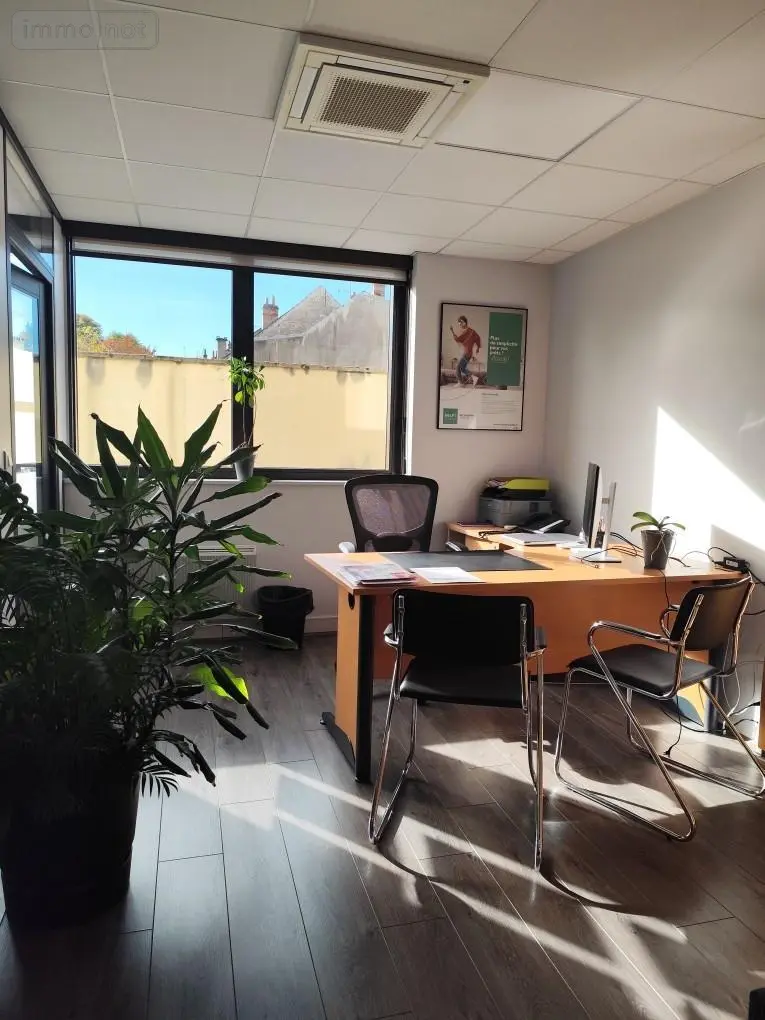 Location fonds et murs commerciaux Montargis 45200 Loiret 45 71 m2 4 pièces 1640 euros 45052-L302 004