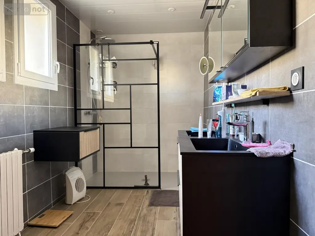 Maison a vendre Grâces 22200 Côtes-d'Armor 22 127 m2 263200 euros 22064-1394 013