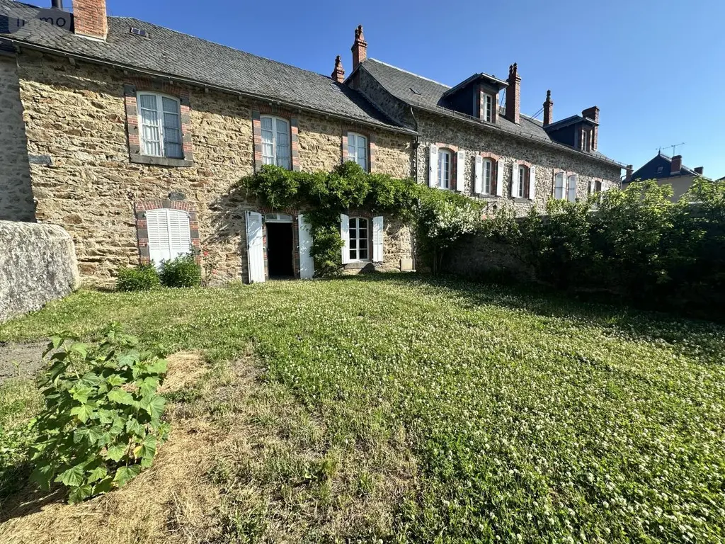 Maison a vendre Ruynes-en-Margeride 15320 Cantal 15 229 m2 340000 euros 15046-45 002