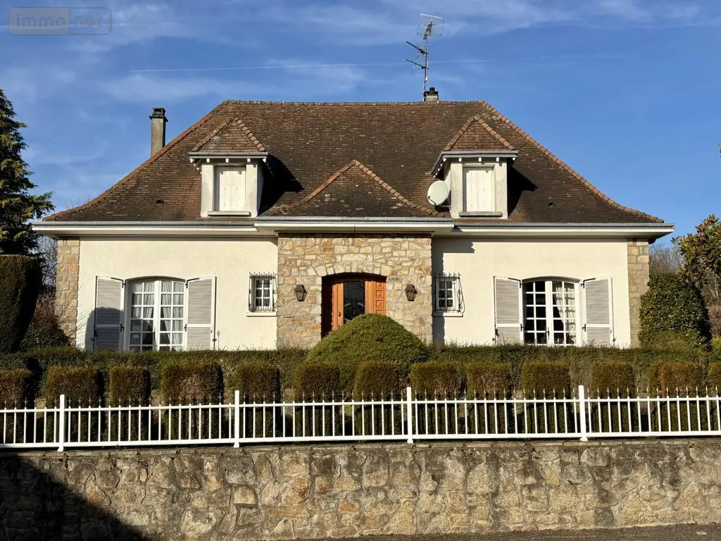 Maison a vendre Cognac-la-Forêt 87310 Haute-Vienne 87 162 m2 7 pièces 240560 euros 87056-783 002