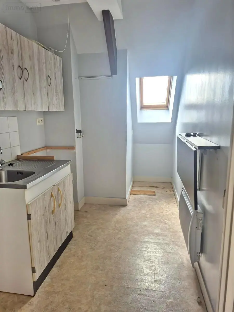 Location appartement Saint-Martin-de-Fontenay 14320 Calvados 14 36 m2 2 pièces 605 euros 14008-L28 003