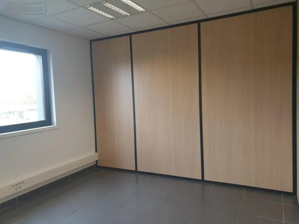 Location fonds et murs commerciaux Carvin 62220 Pas-de-Calais 62 103 m2 2000 euros 62032-L796 002
