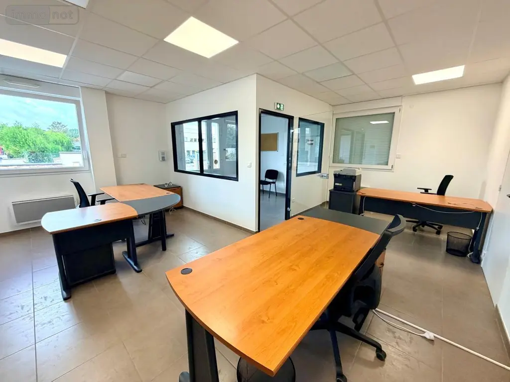 Location fonds et murs commerciaux Bezannes 51430 Marne 51 817 m2 6000 euros 51067-L72 007