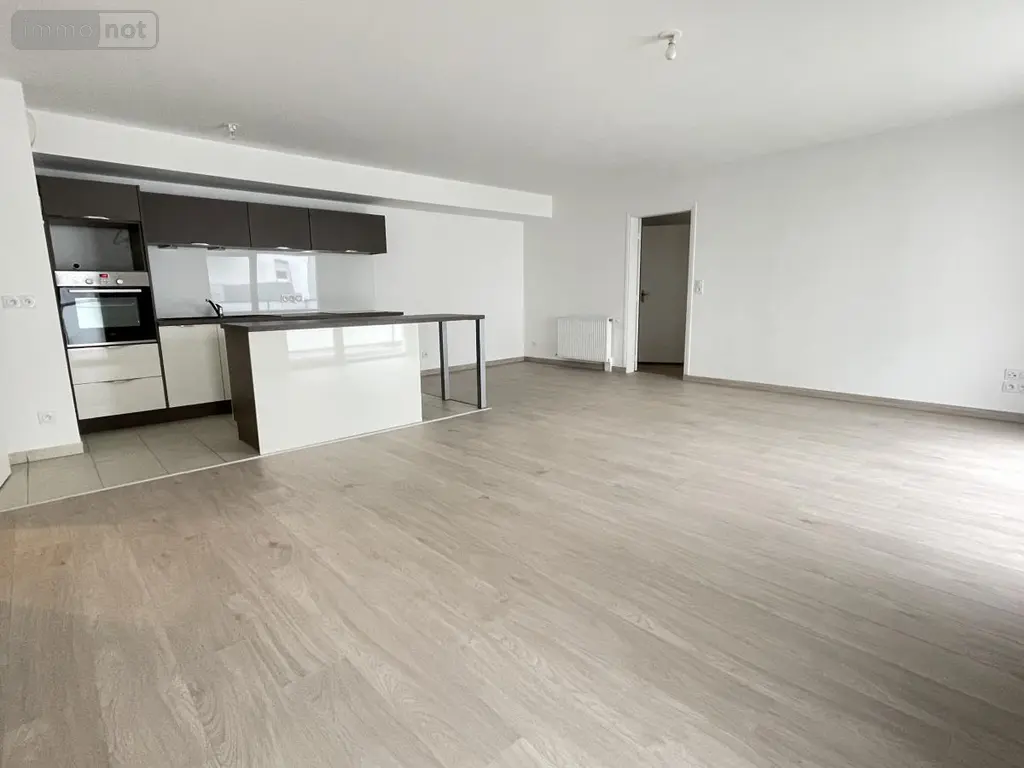 Appartement a vendre Lorient 56100 Morbihan 56 101 m2 5 pièces 312240 euros 56079-1437 002